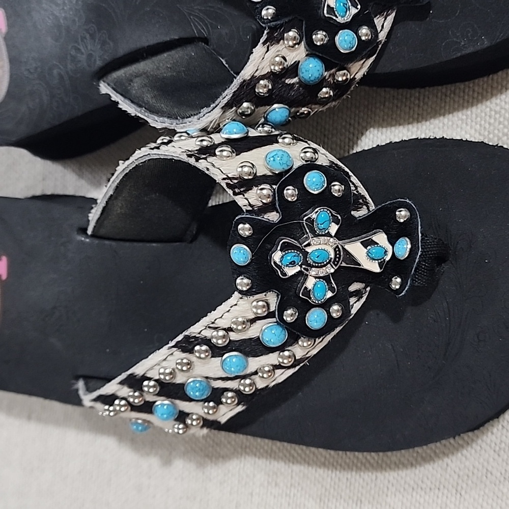 Justin Sandals. NWOT - Picture 3 of 8